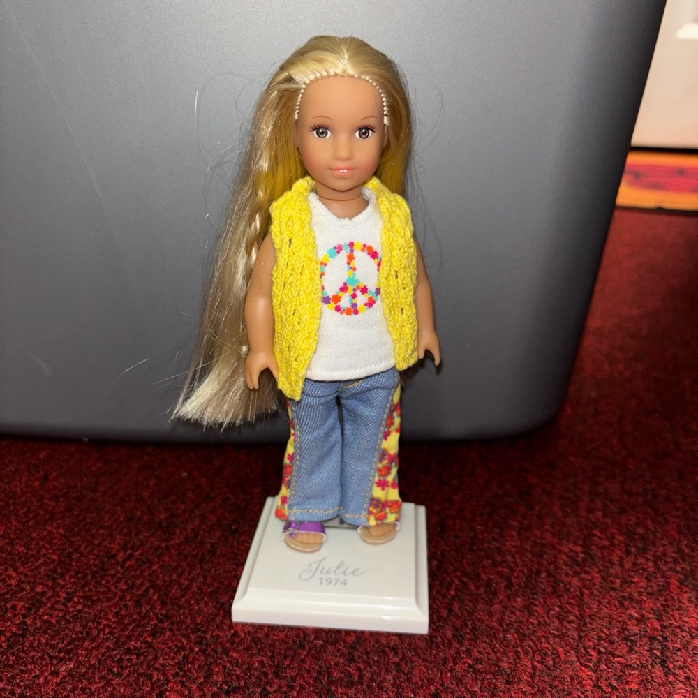 American Girl Doll Julie Mini